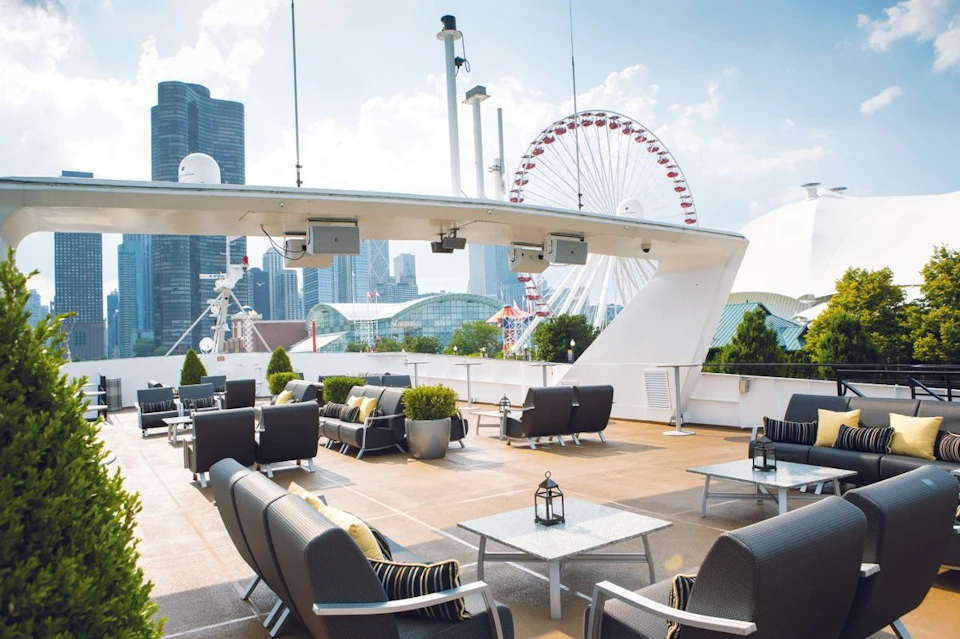 Premier Brunch Cruise on Lake Michigan