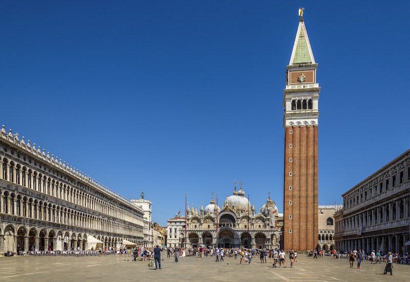 Campanile de Saint-Marc à Venise, son Histoire
