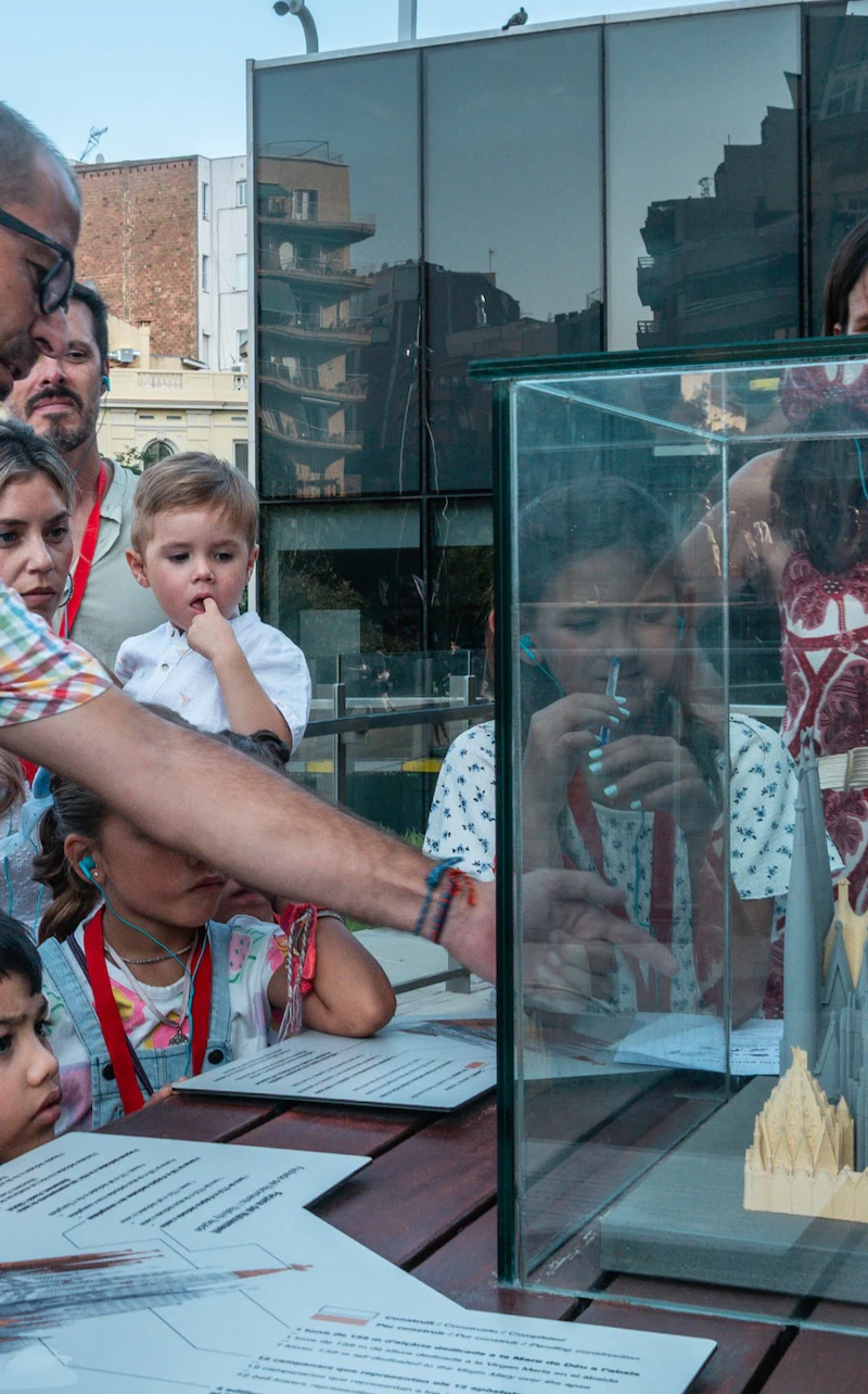 סגרדה פמיליה: סיור מודרך ידידותי למשפחות בBarcelona — תמונה 2