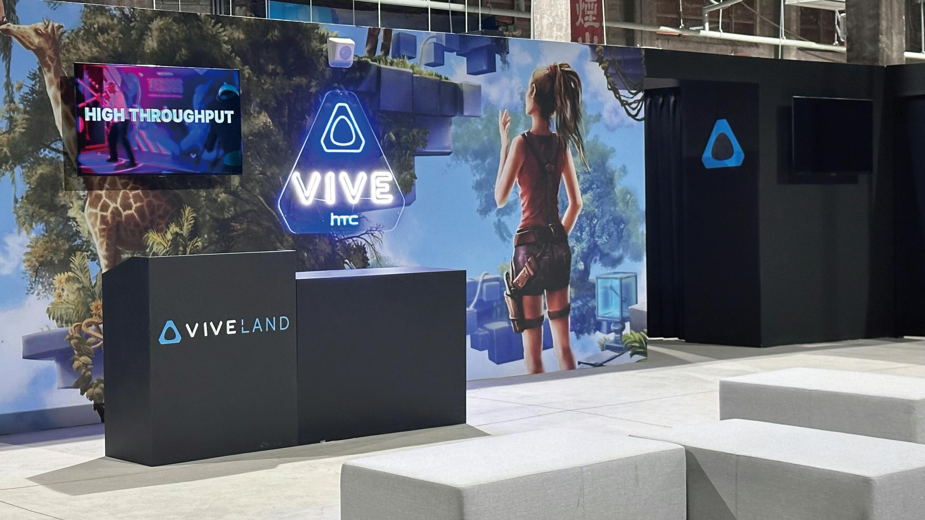 VIVELAND VR Virtual Reality Park Zhanqiku Hall: Choose 1 VR Experience - Horus Ball or Mech Warrior