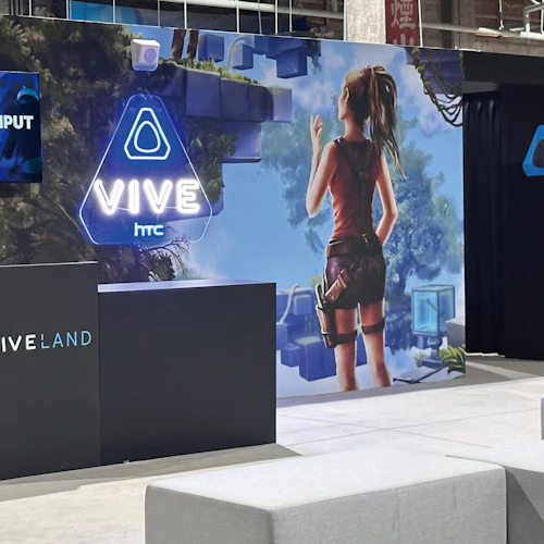 VIVELAND VR Virtual Reality Park Zhanqiku Hall: Choose 1 VR Experience - Horus Ball or Mech Warrior