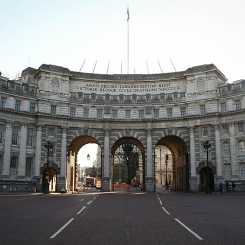 ロンドンの宮殿＆国会議事堂ツアー（ 20以上の人気観光スポットを見る）(即日発券)