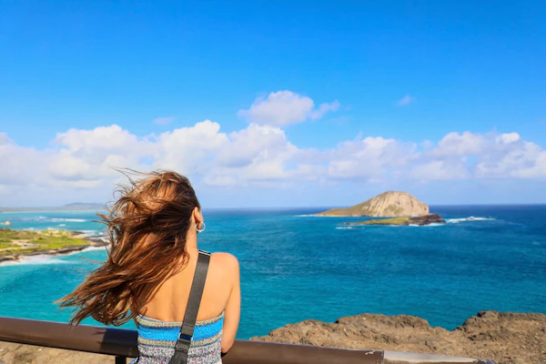 Oahu: Guided Tour + Roundtrip Transfers + Lunch | Book Online
