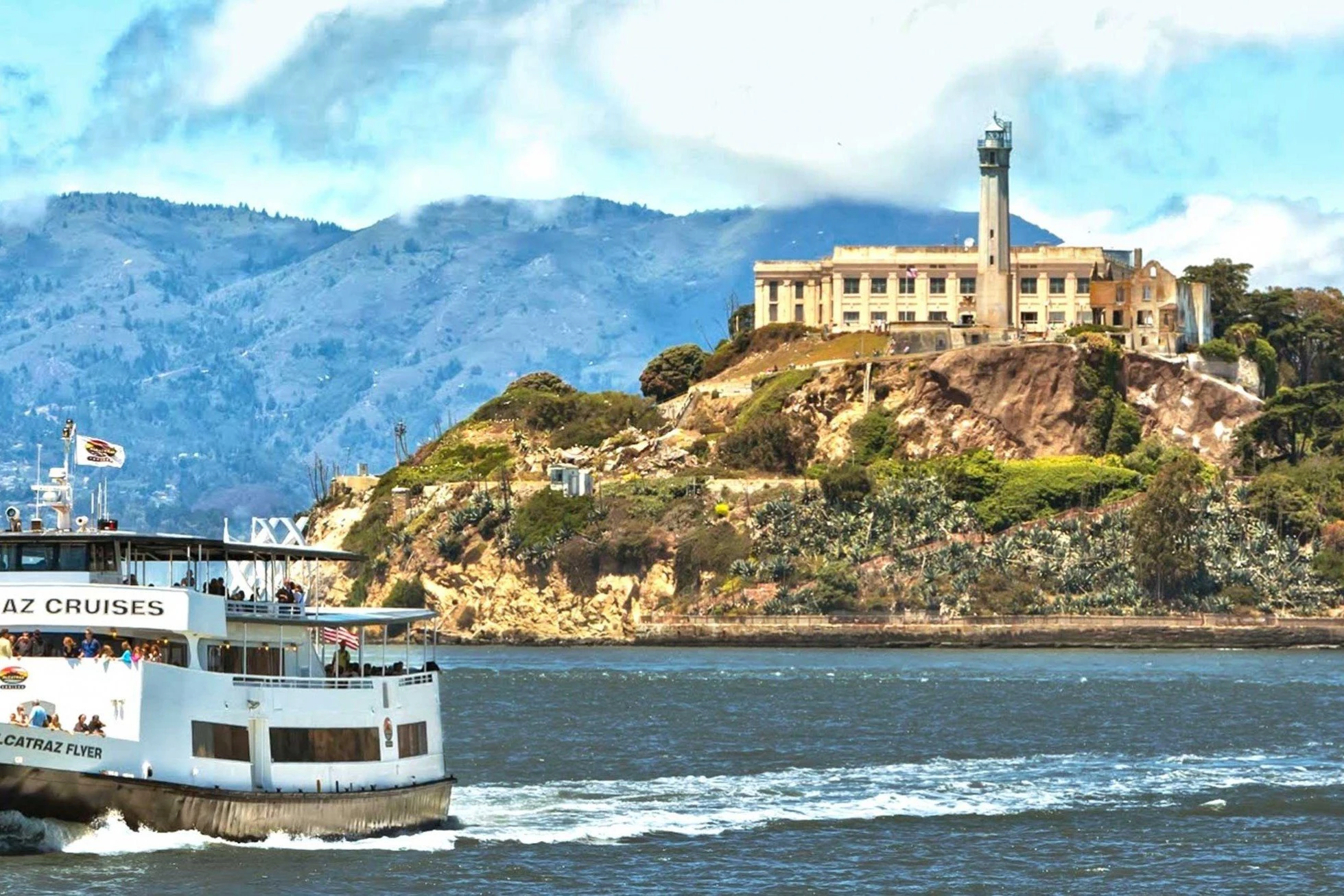 Muir Woods & Sausalito: Guided Day Tour from San Francisco + Alcatraz Entry