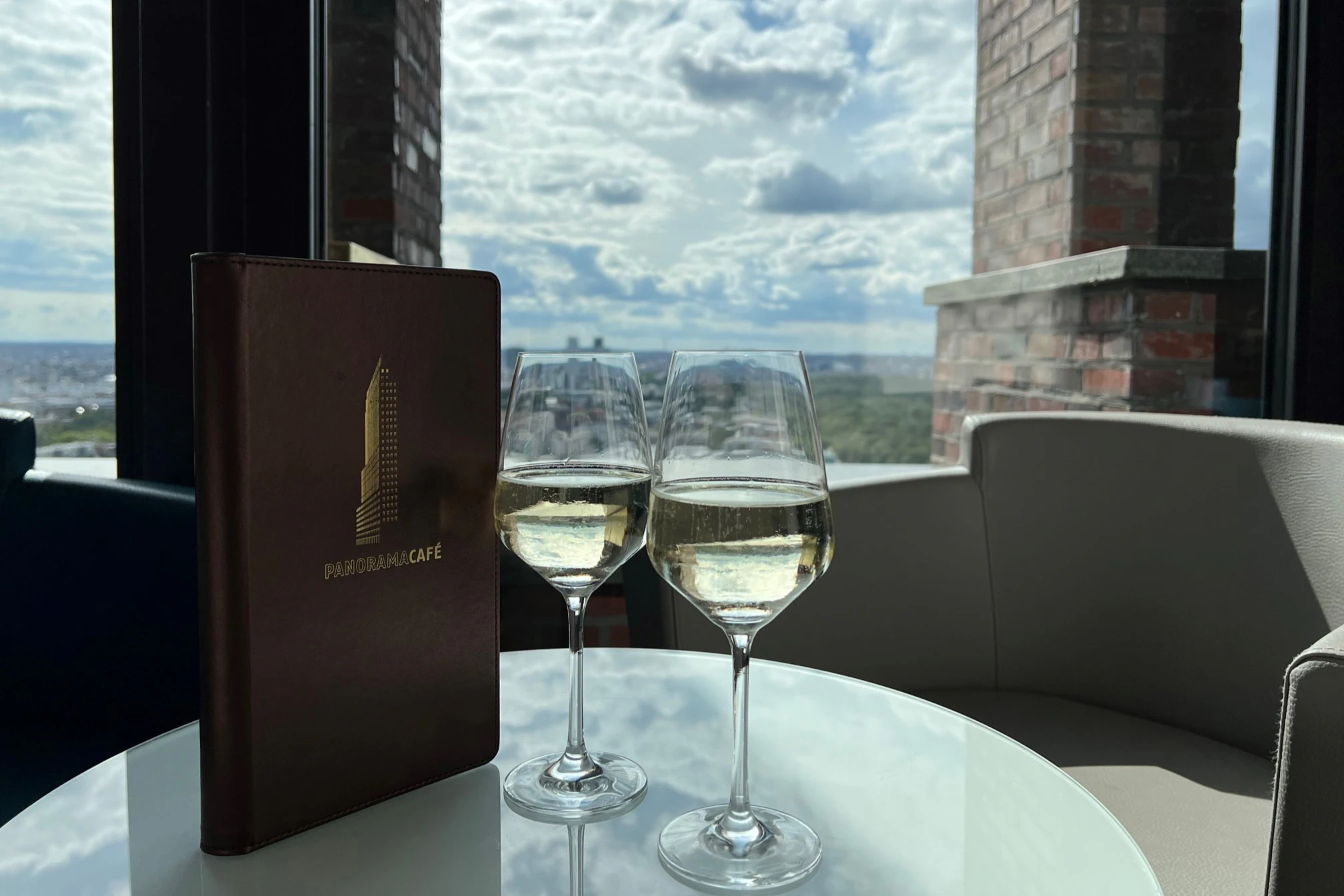 Panoramapunkt Berlin: VIP Admission with Cremant