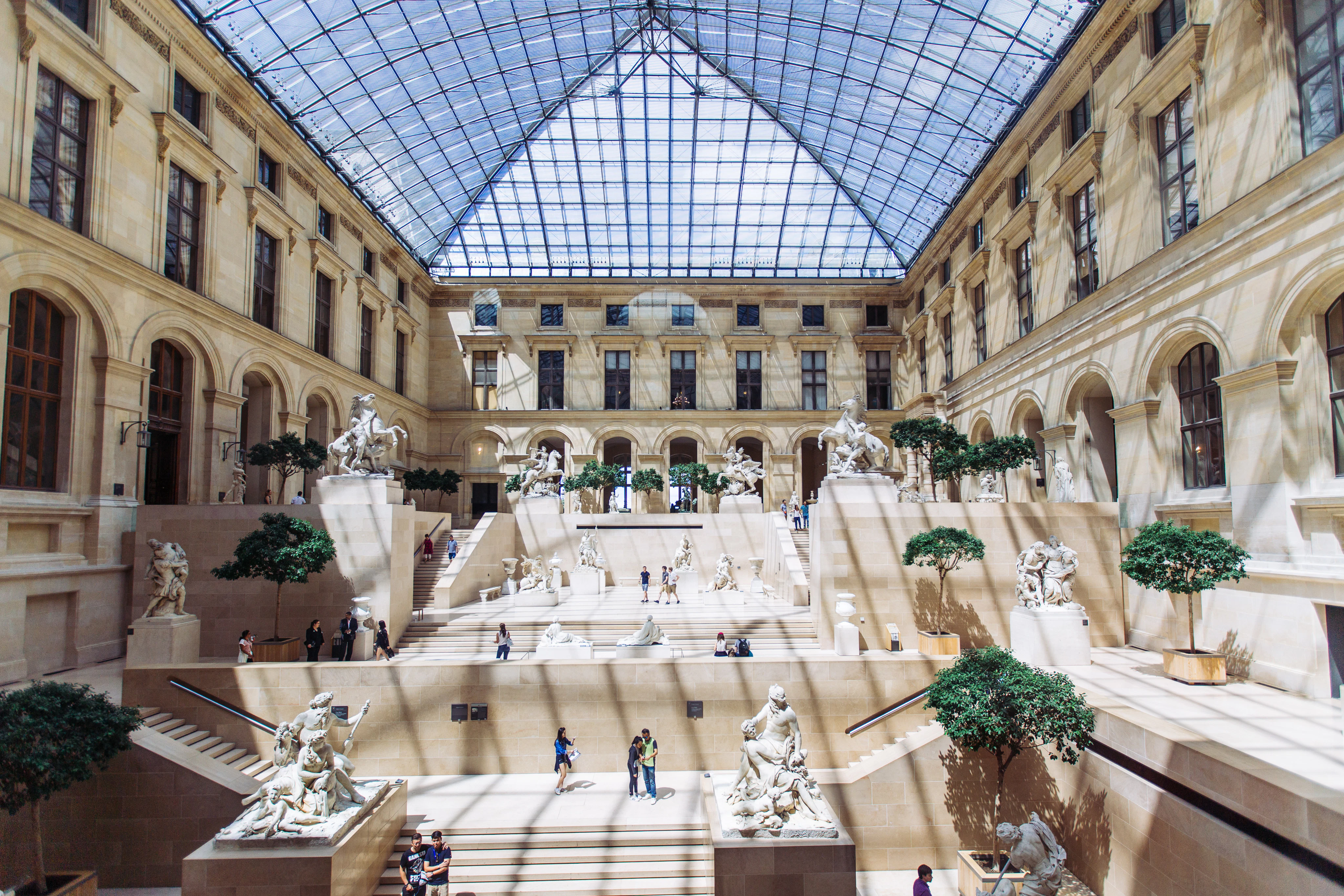 Musée du Louvre : Entrée réservée + Visite guidée en petit groupe
