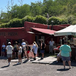 Vesuvius National Park: Fast Track Ticket + Guidebook 2