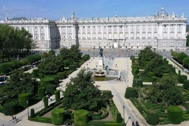 Мадрид патша сарайы: экскурсия + сандық корольдік гид Билет - 3