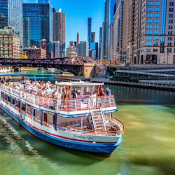 Chicago: 48-Hour Hop-on Hop-off Bus + Architecture Cruise 2