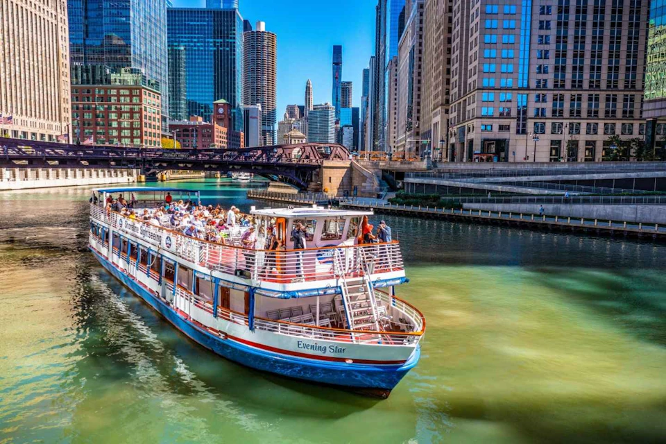 48-Hour Hop on Hop off + Architecture Cruise