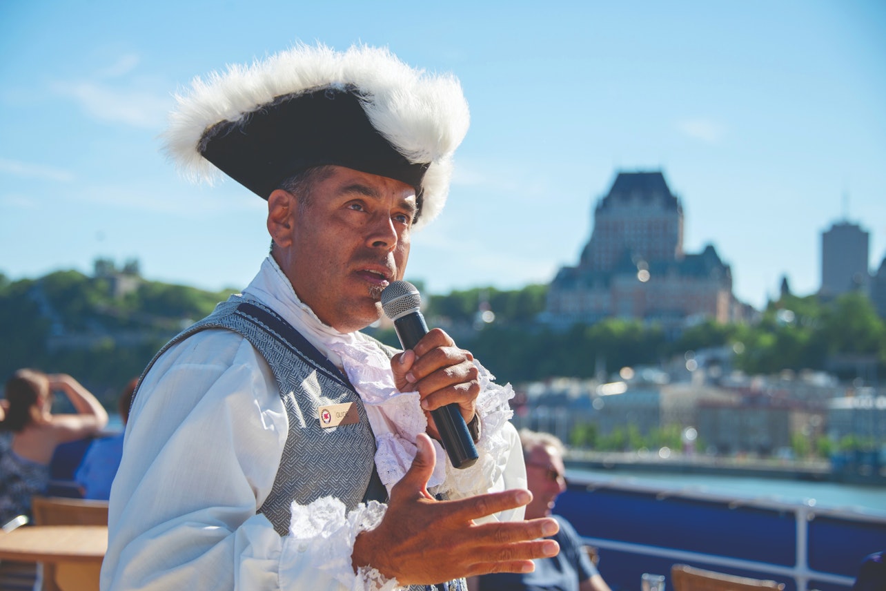 Cruzeiro turístico guiado pelo rio na cidade de Quebec - Acomodações em Cidade de Quebec