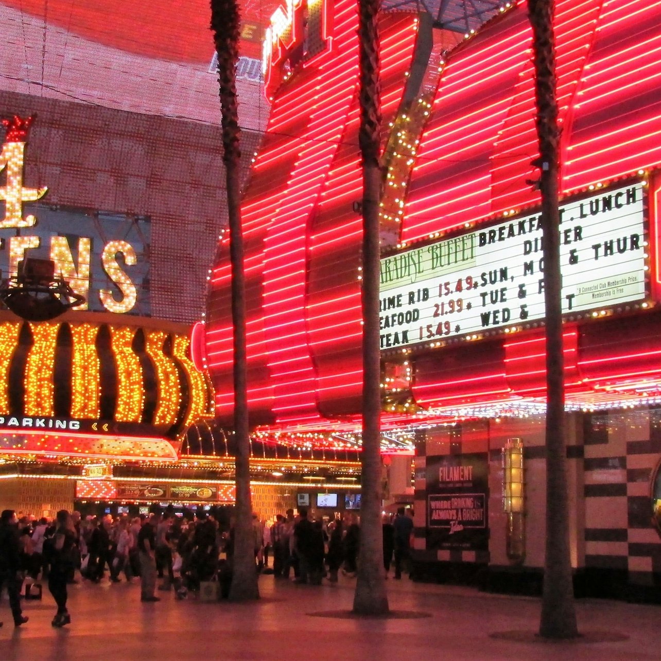 Centro de Las Vegas: Recorrido a pie por la cultura pop - Alojamientos en Las Vegas (Nevada)