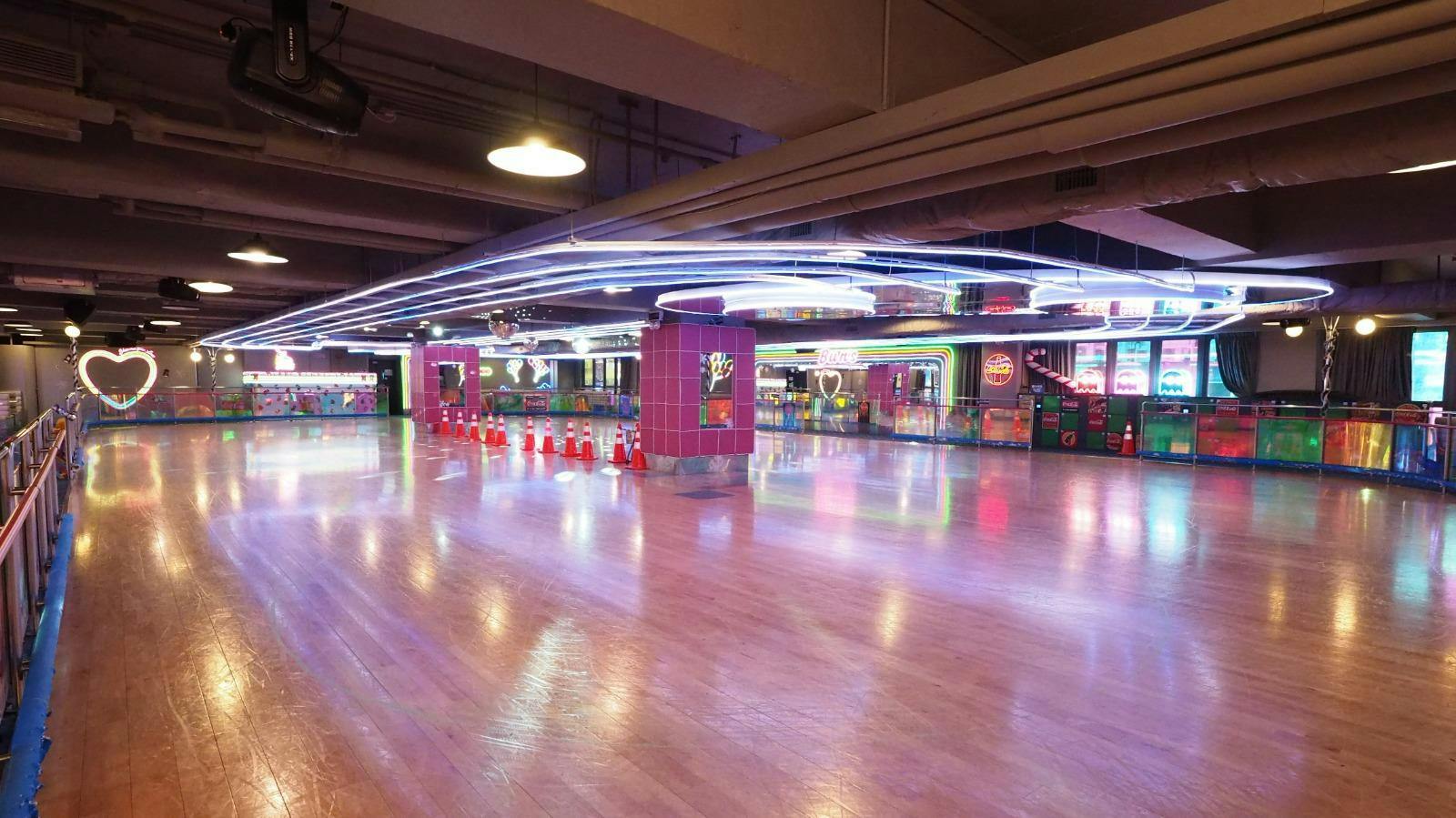 Bun's 2020 Indoor Roller Skating Experience Lai Chi Kok: 2-Hr Roller Skating Experience in Hong Kong – Tiqets