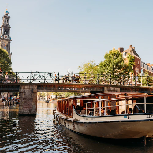 Amsterdam: Canal Cruise + Dutch Cheese and Wine - Photo 10