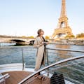 Woman, Eiffel Tower