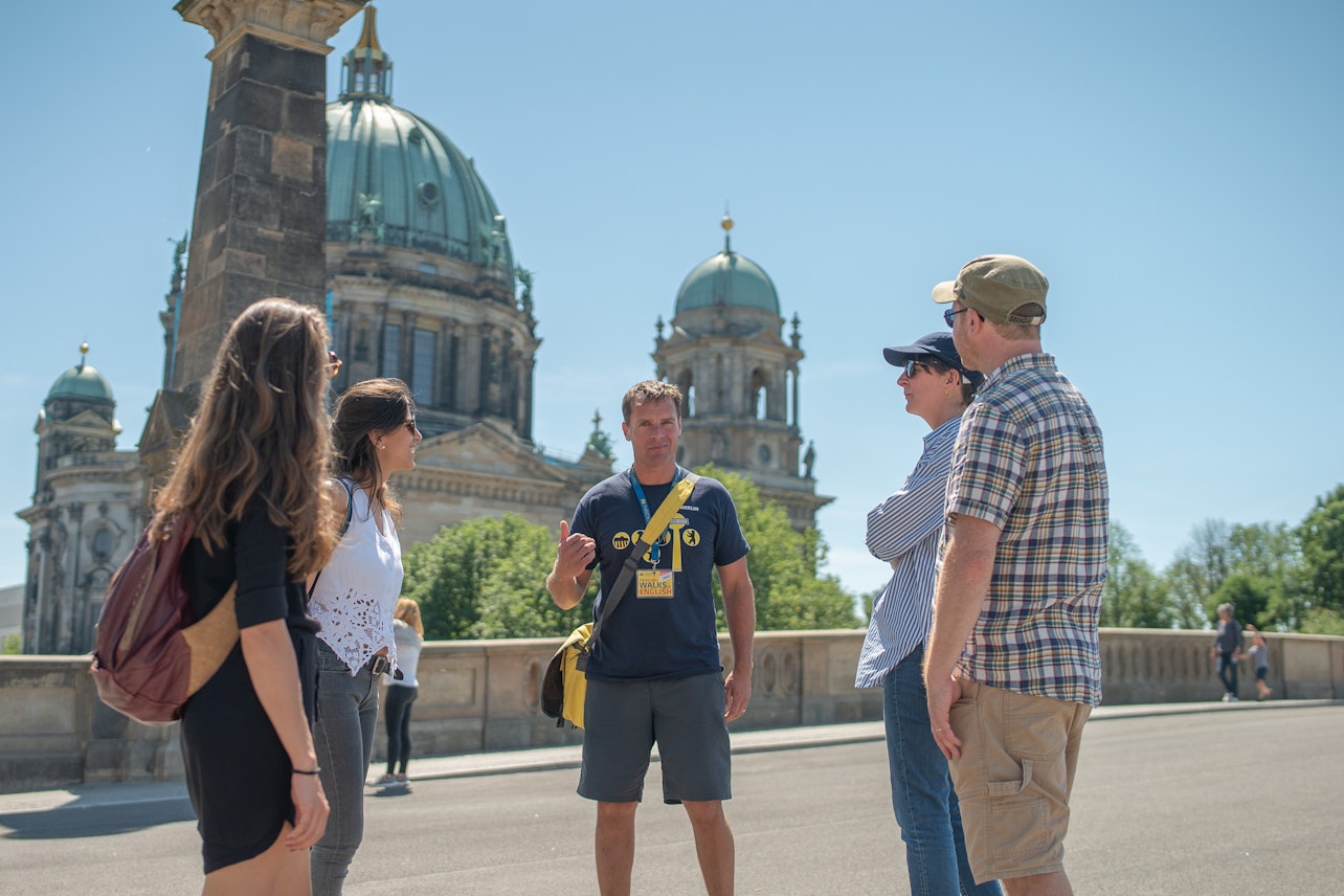 Esplora Berlino: Tour dei siti principali (3 ore) - Alloggi in Berlino