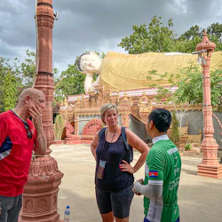Phnom Penh: Bike and Boat Sunset Guided Tour + Transfers 5