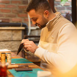 Istanbul: Leather Crafting Workshop + Unlimited Turkish Tea & Coffee 5