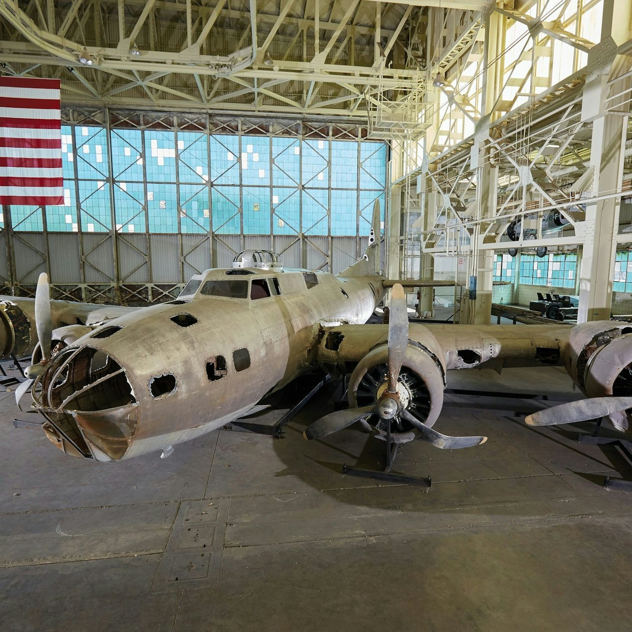 Tour guiado pelo Museu da Aviação Pearl Harbor - Acomodações em Honolulu