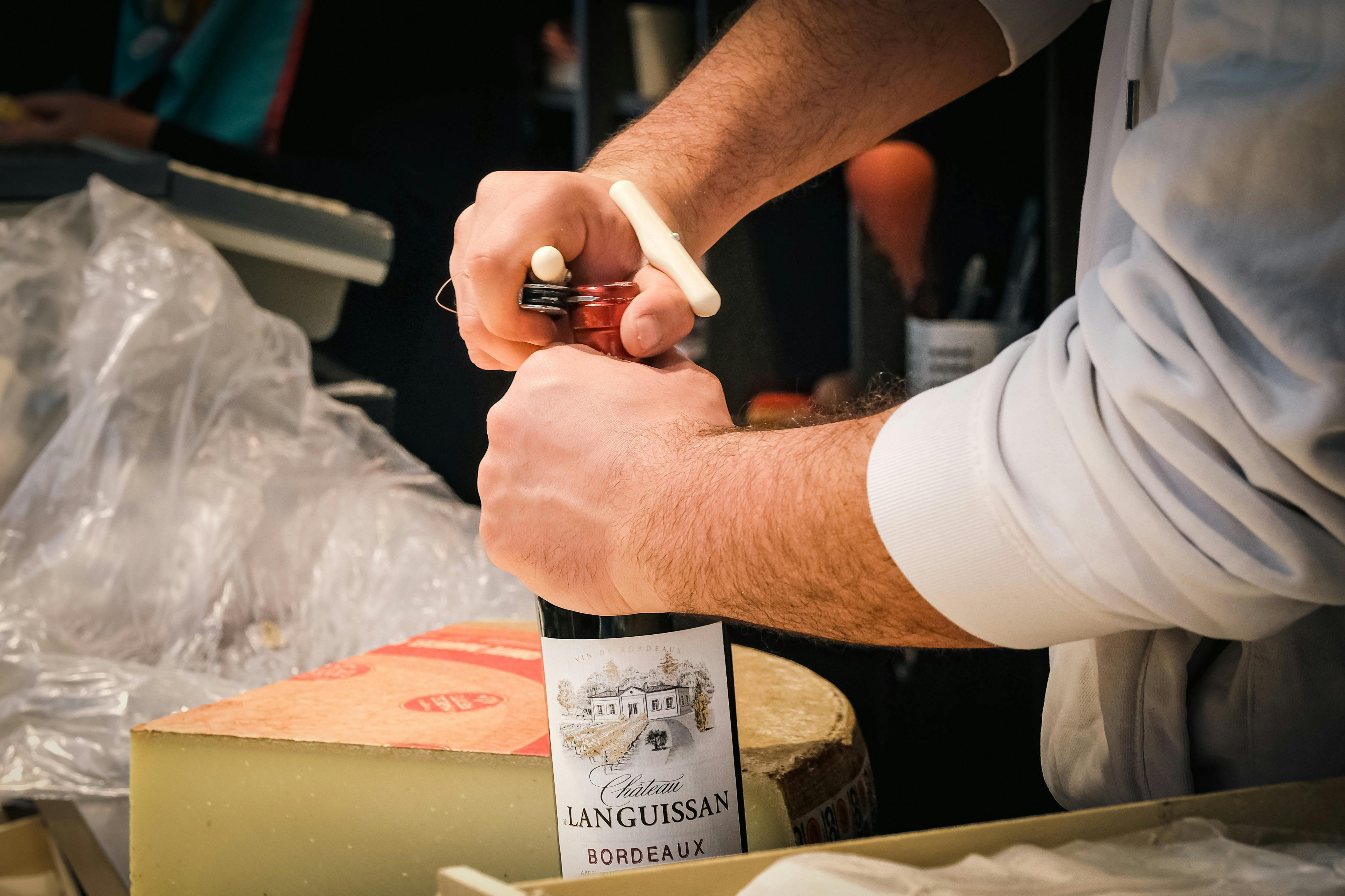 Paris: Marché d'Aligre Guided Walking Food Tour - Photo 7