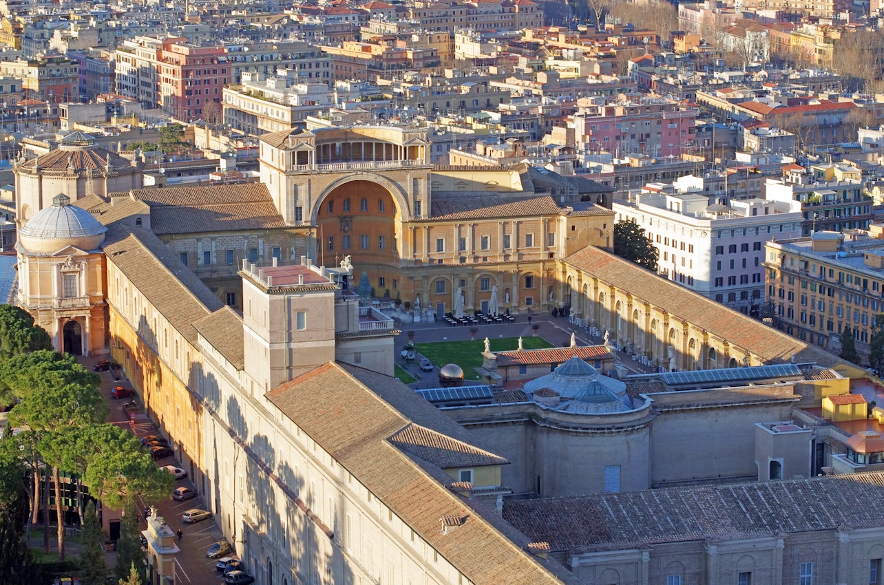 Museos Vaticanos y Capilla Sixtina: Entrada anticipada con desayuno - Alojamientos en Roma