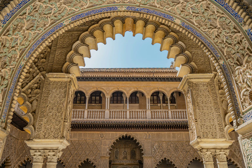 Detail of arch in the Real Alcázar of Seville