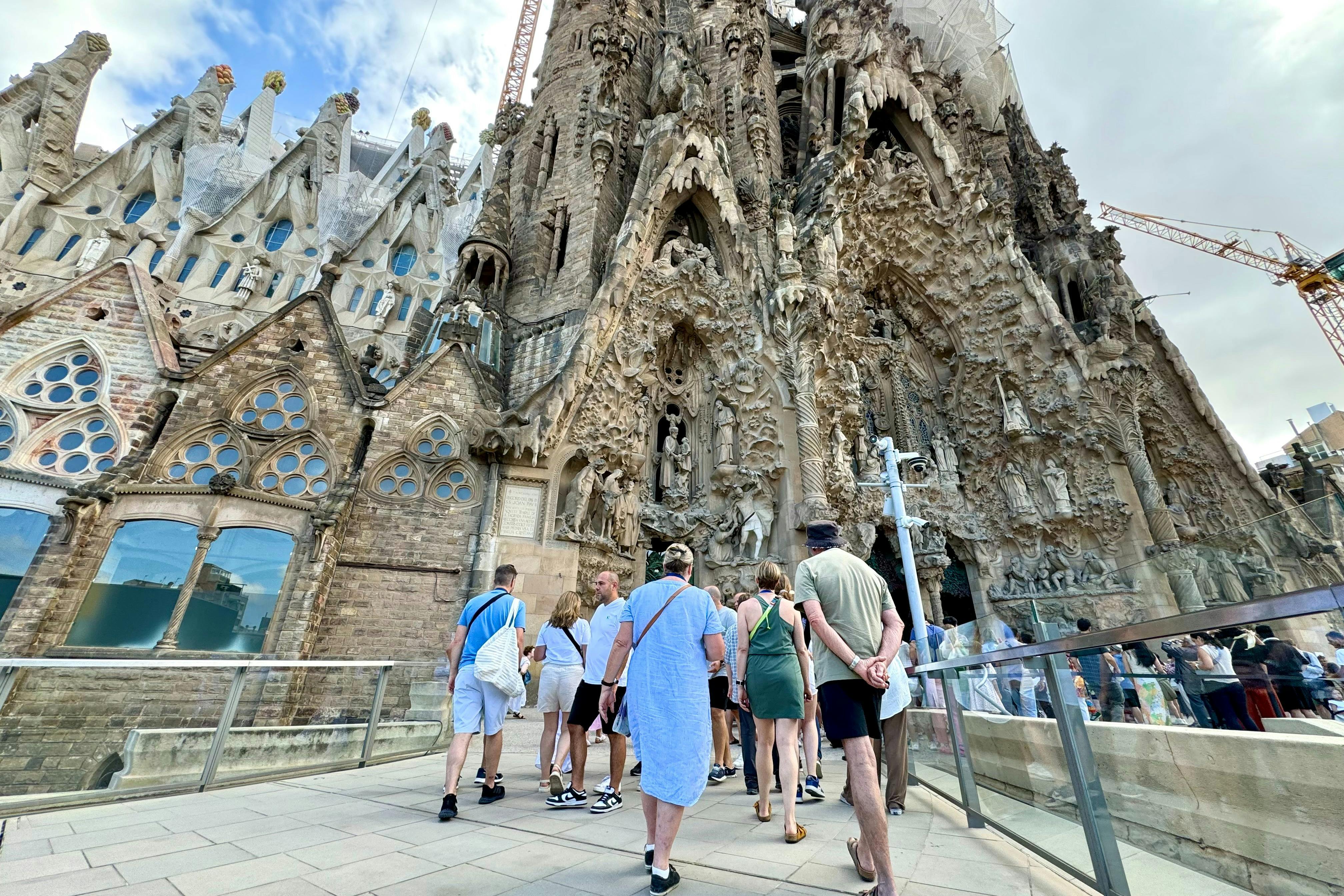 Sagrada Familia: Biglietto con accesso rapido + Tour guidato privato — 6