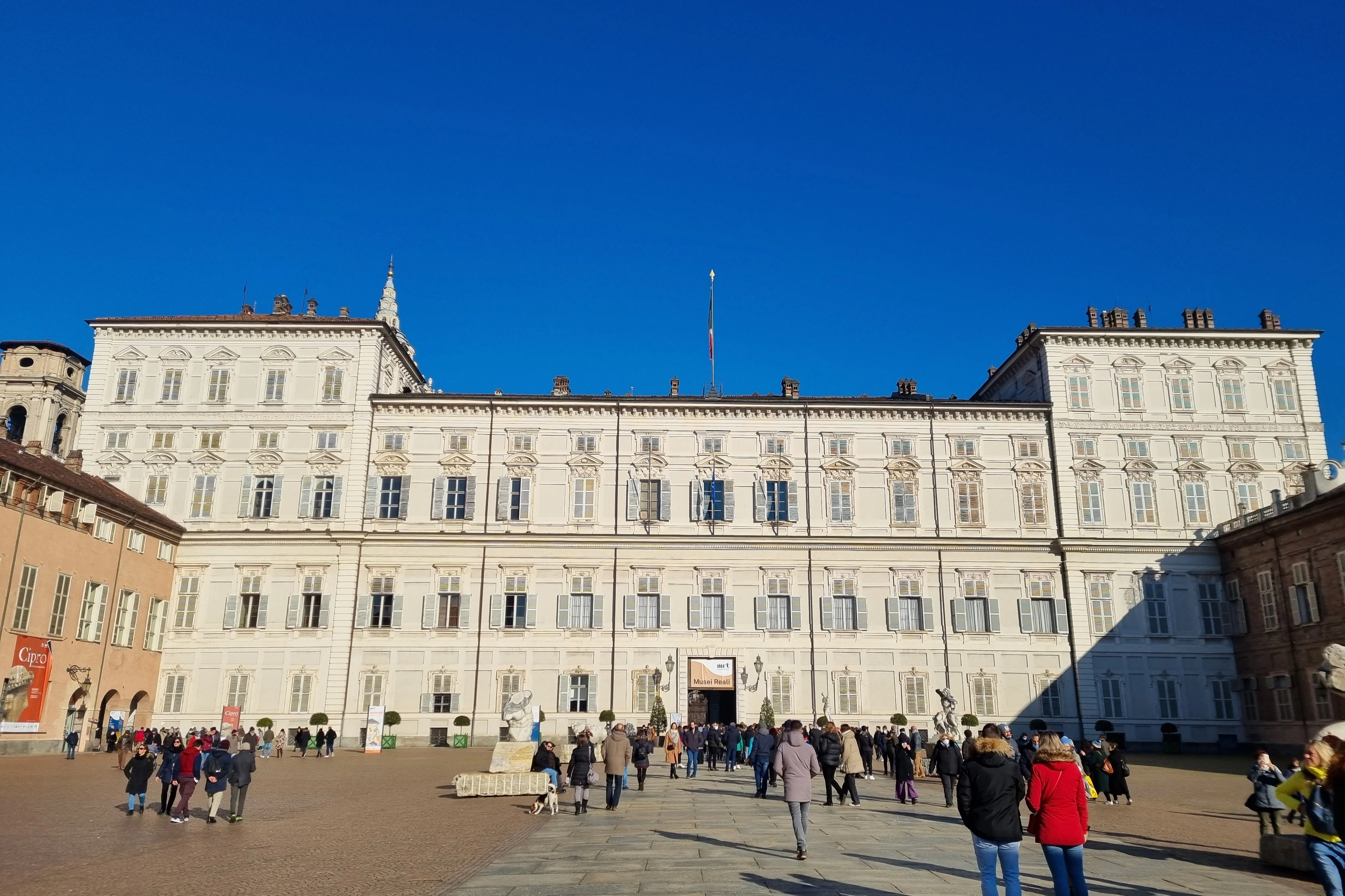 Turin Royal Palace: Guided Visit + City Walking Tour