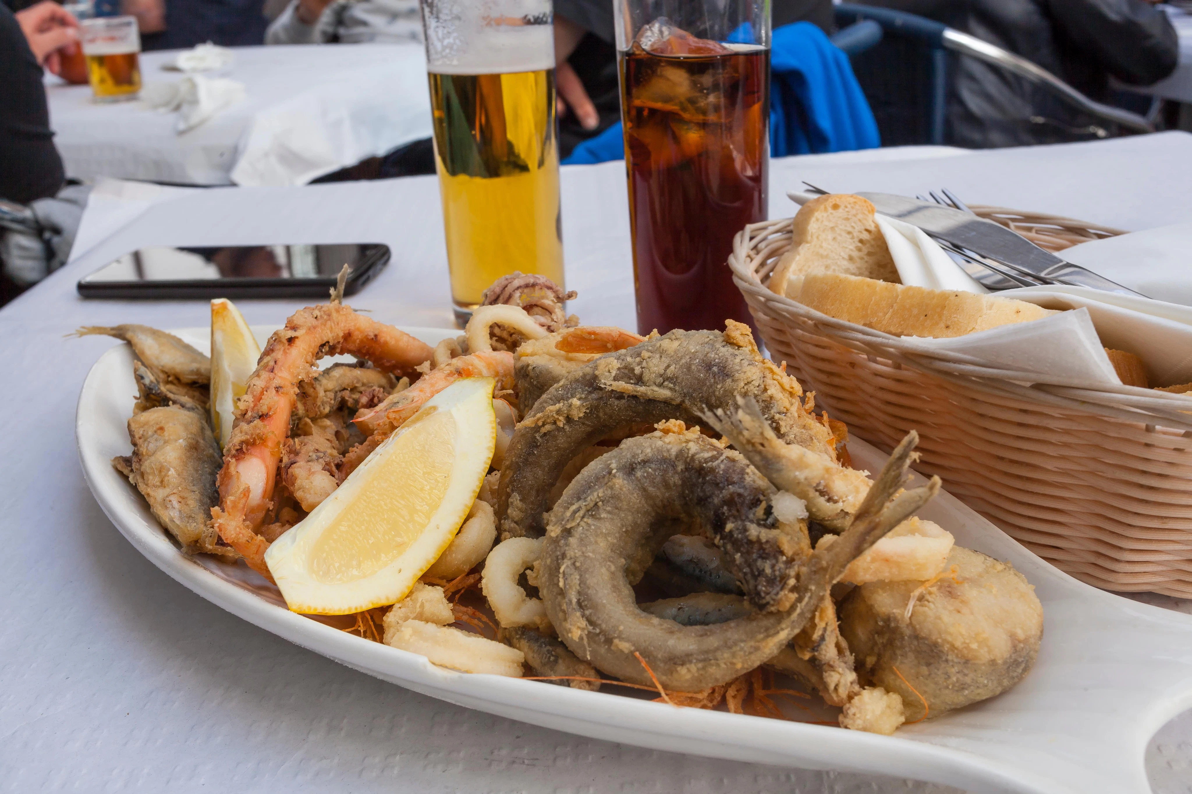 Seville: Food Tour with Drinks