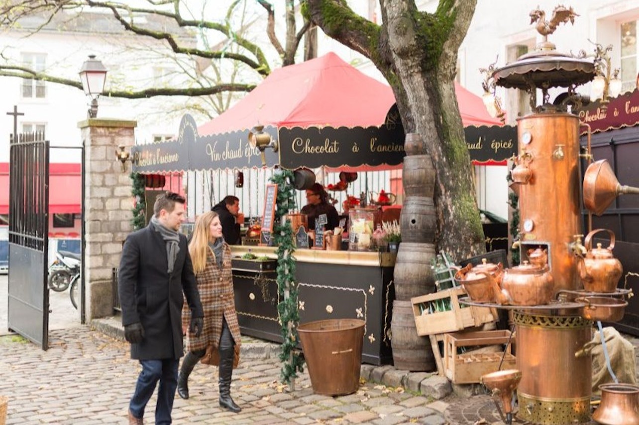 Passeio de Montmartre comidas a pé - Acomodações em Paris