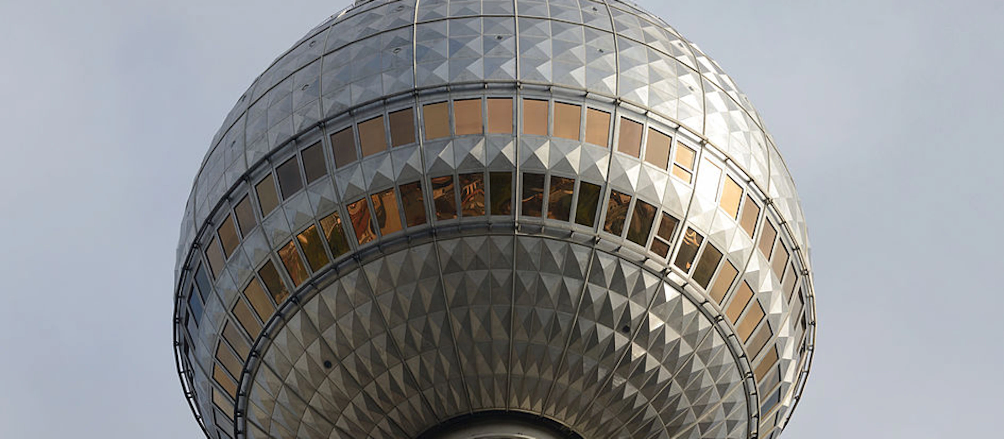 Berliner Fernsehturm: Eintritt + Tischreservierung