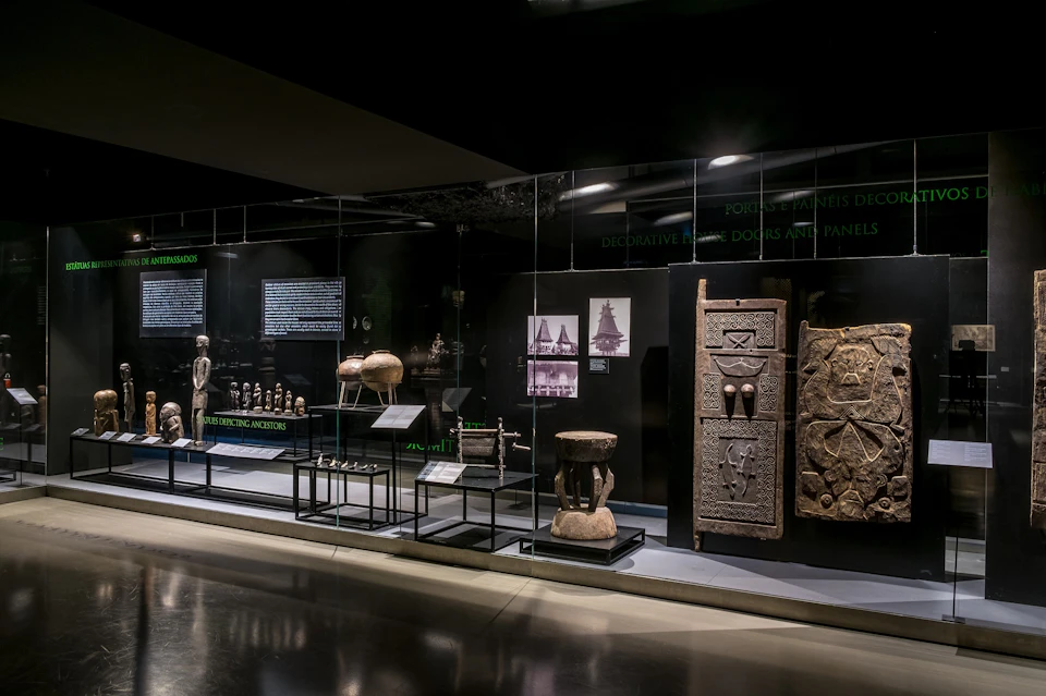 Timorese artifacts