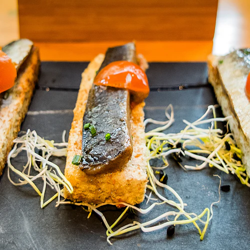 Seville: Wine and Gourmet Tapas Tour - Photo 8