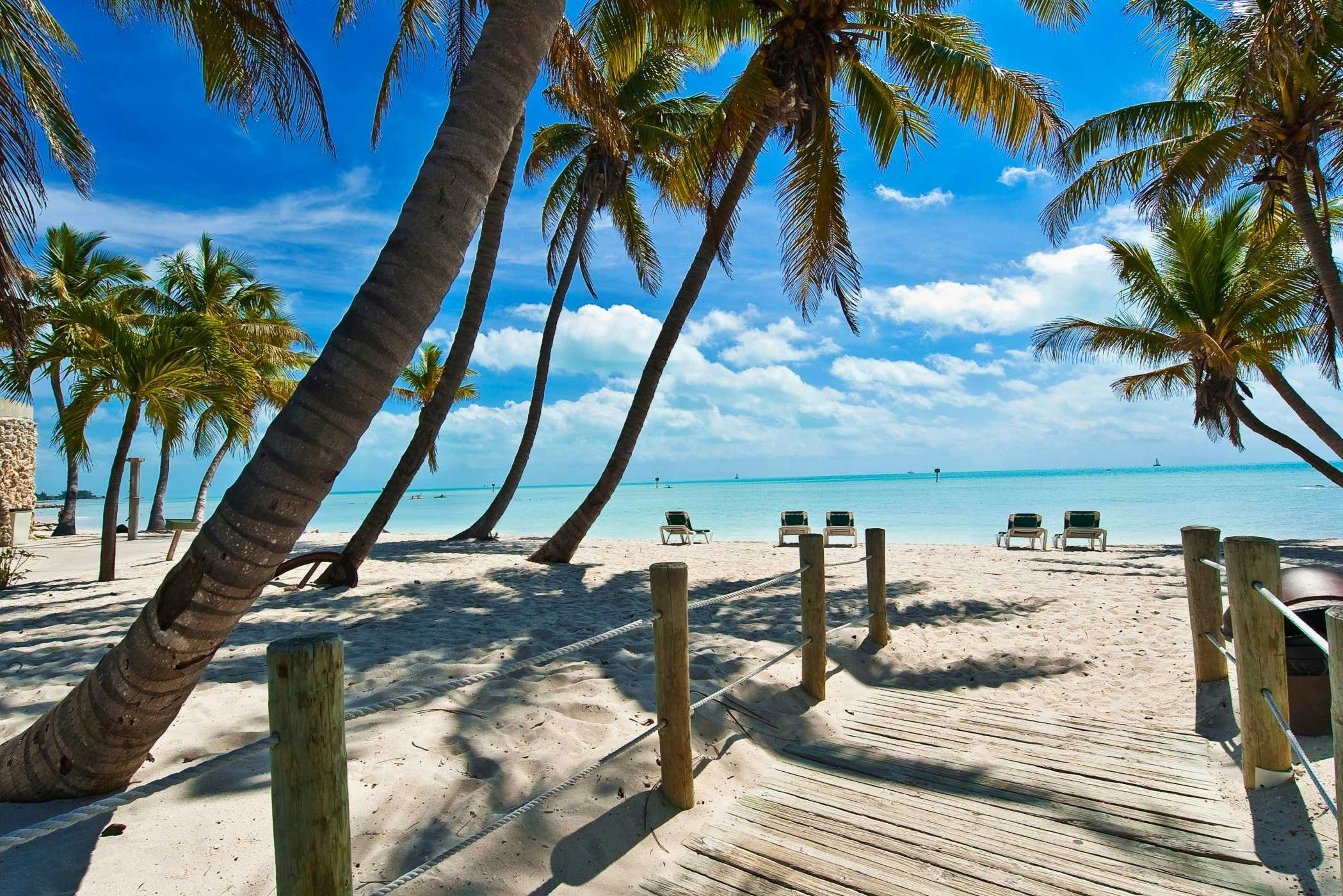 Key West Day Trip & Parasailing Adventure