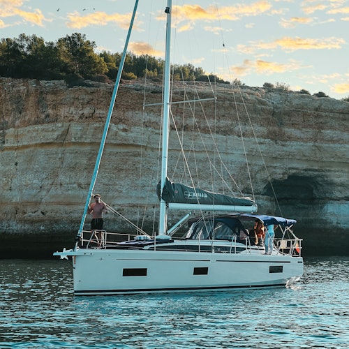 Algarve: Luxury Yacht Cruise From Portimão