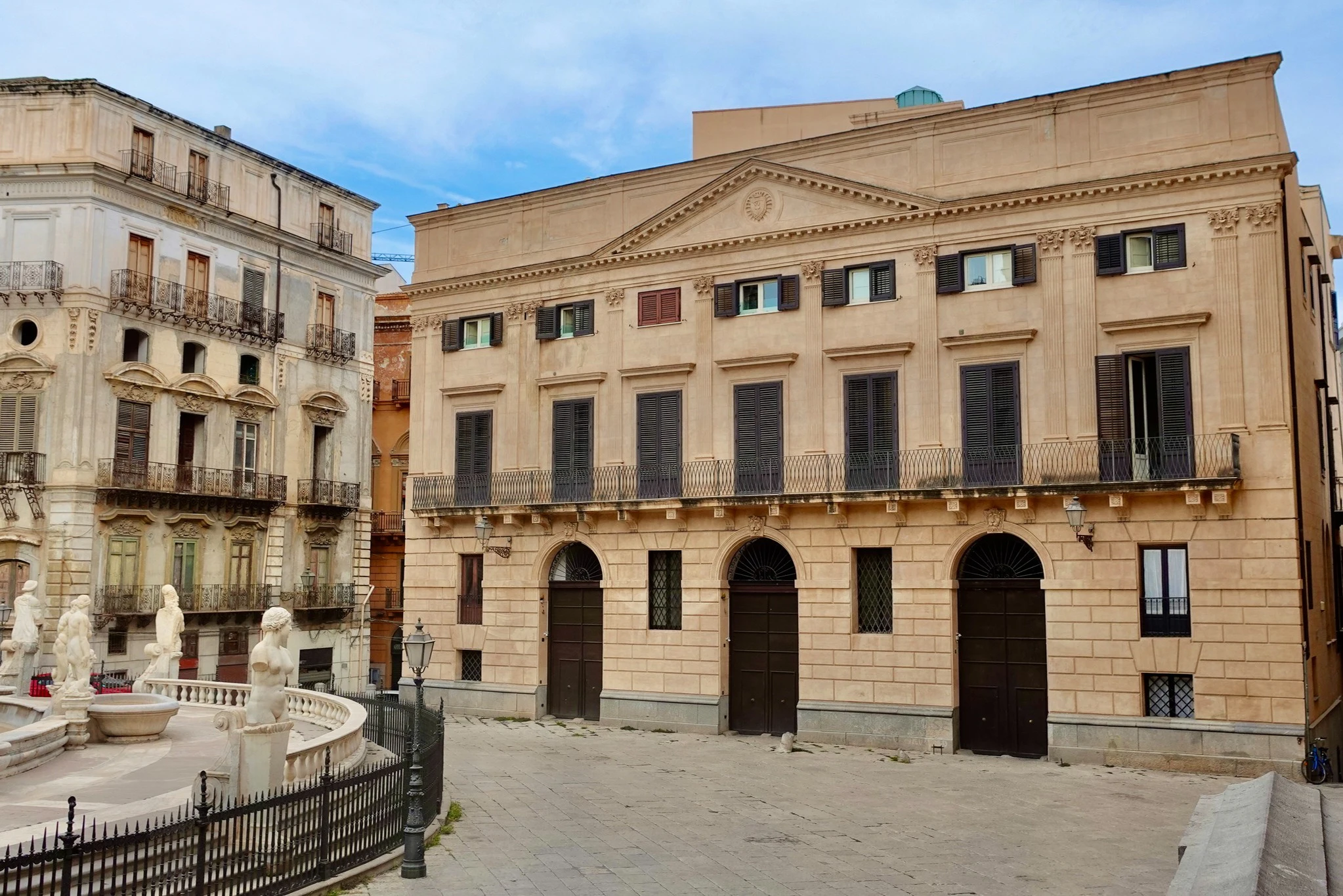 Palazzo Bonocore: Entry Ticket + Audio Guide App