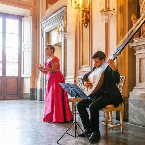 Palazzo Chigi Zondadari: entrada + visita guiada + concerto de ópera - Photo 3