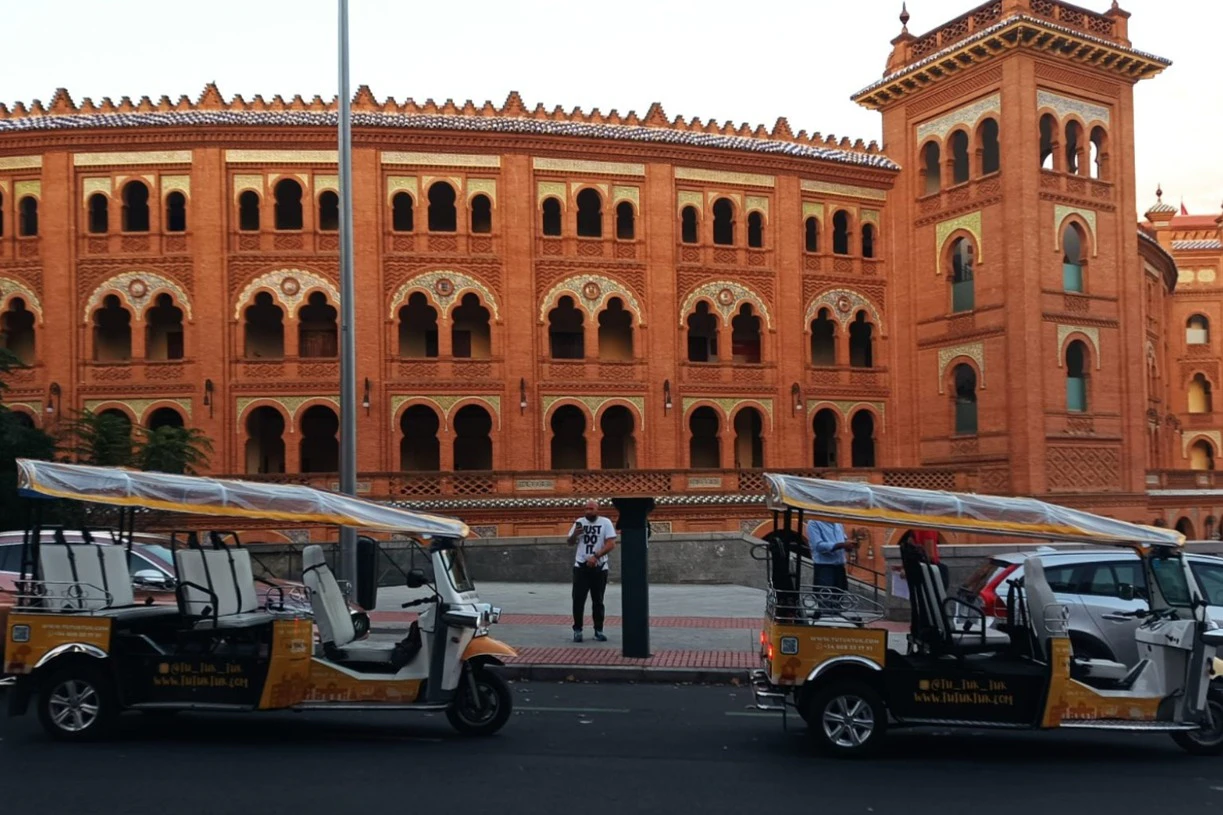 Madrid: 3-Hr Guided Electric Tuk Tuk Tour