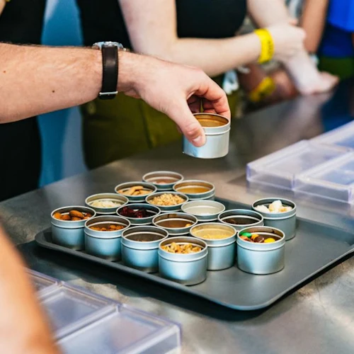 Brussels: Guided Chocolate Workshop + Tasting - Photo 9
