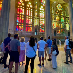 Sagrada Familia: Small Group Guided Tour 4