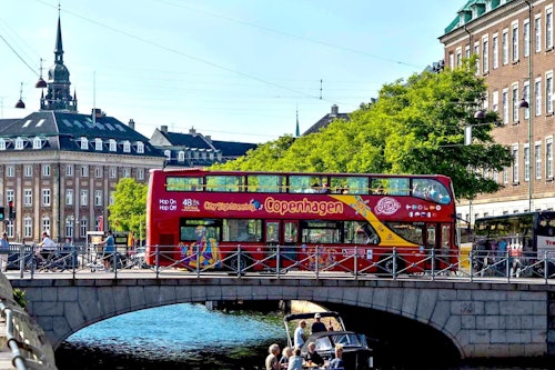 Copenhagen Card - HOP: トップ・アトラクションへの入場 + ホップオン・ホップオフ・バス(即日発券)