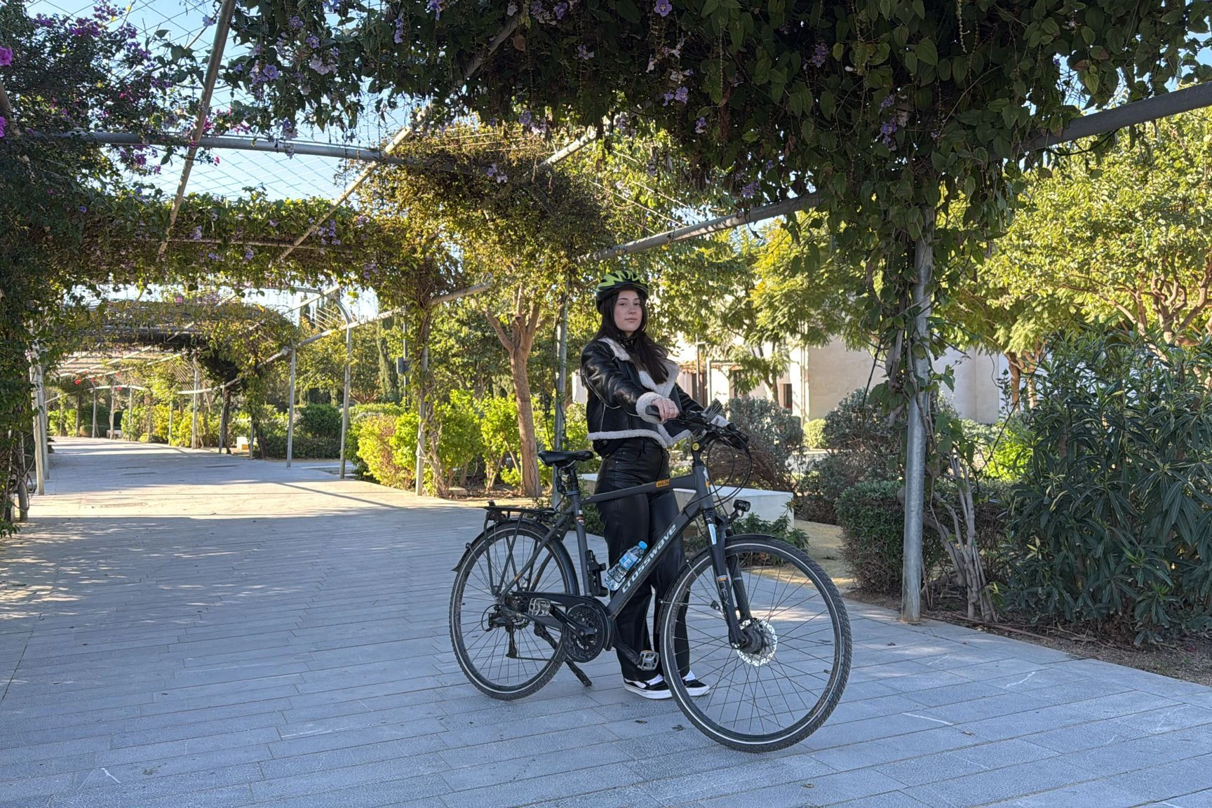 Valencia: Adult Mountain Bike Rental