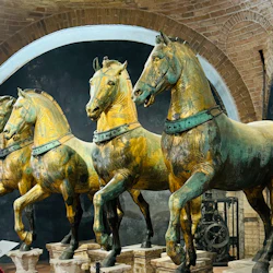 St. Mark's Basilica & Doge's Palace: Guided Tour + Terrace Access 3