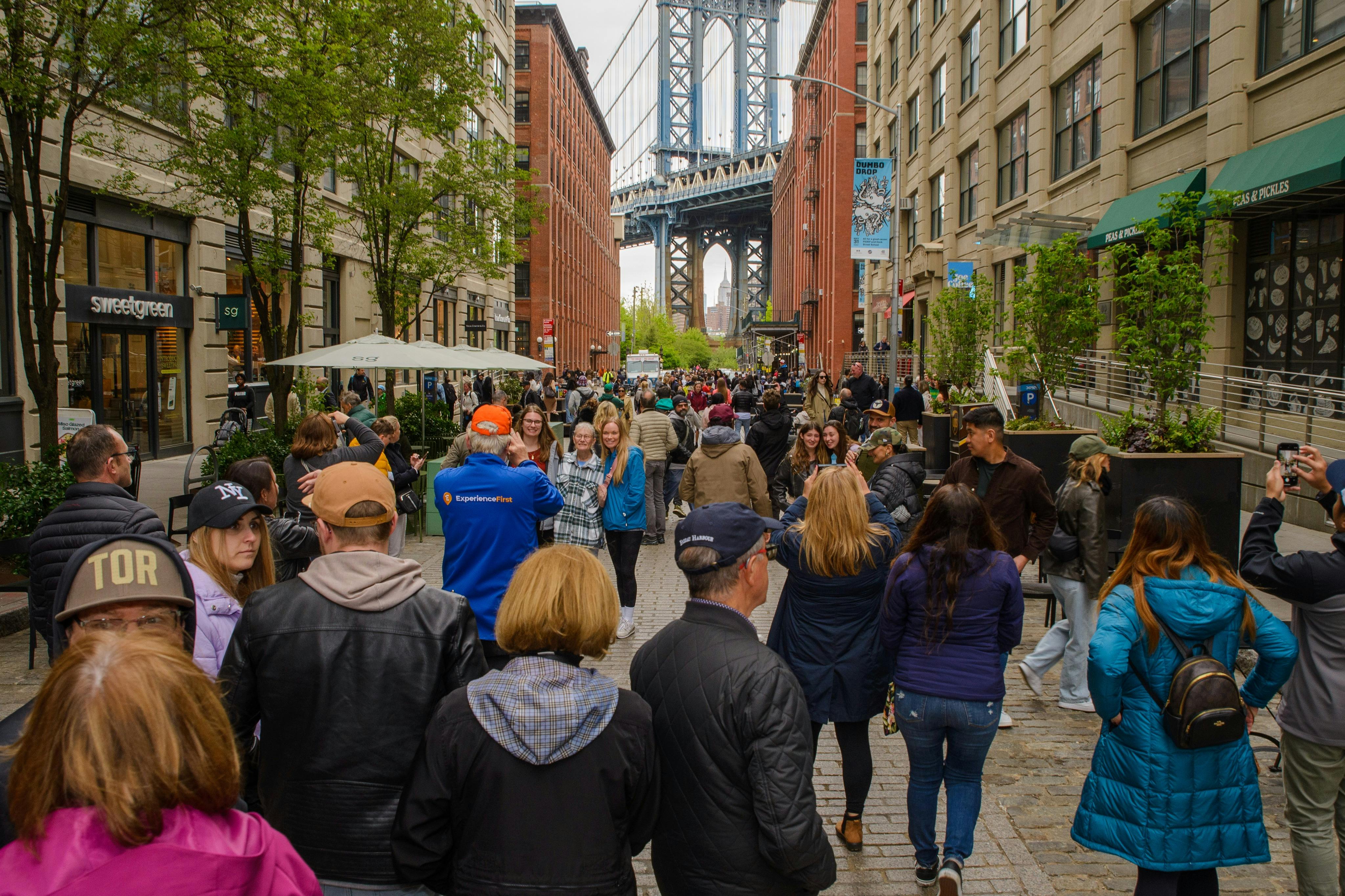 브루클린, 브롱크스, 퀸즈에서 즐기는 단체 거리 풍경 버스 투어