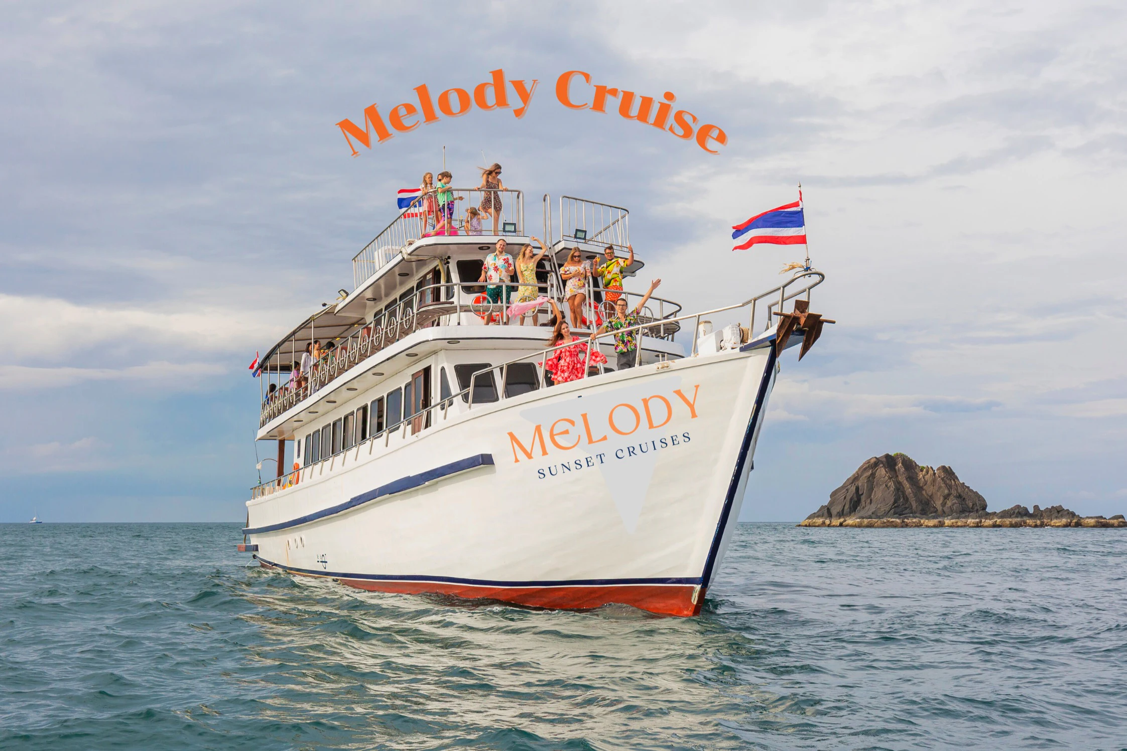 Phuket: Guided Sunset Cruise with Dinner + Drinks + Transfers