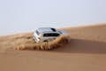 Promenade en jeep dans le désert