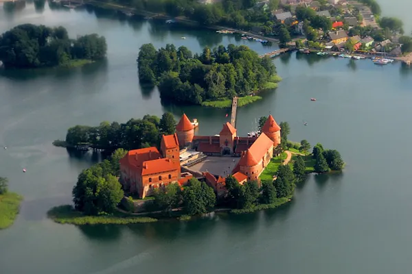 Passeio até a Ilha de Trakai saindo de Vilnius + Entrada no Castelo de Trakai