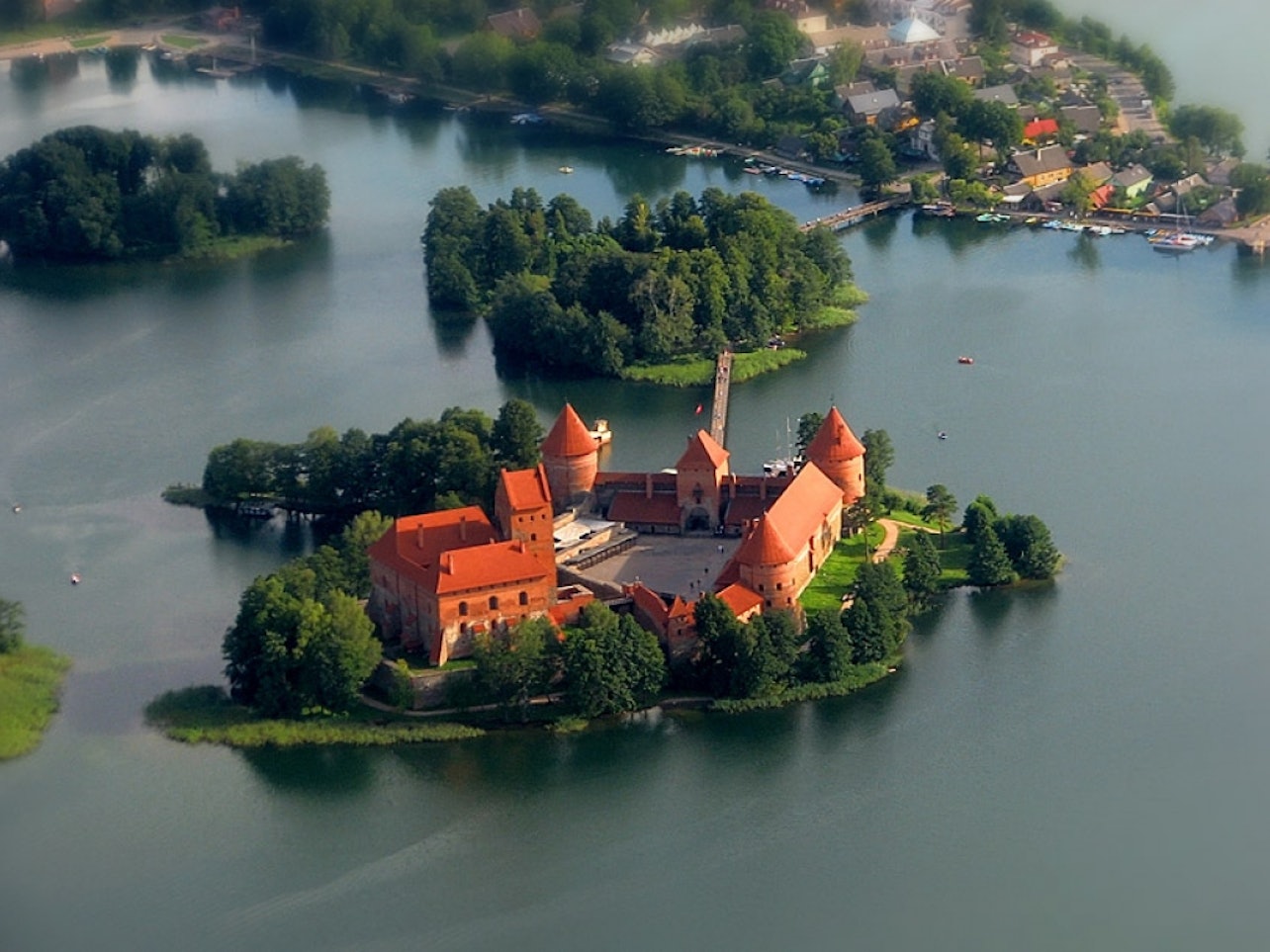 Tour dell'Isola di Trakai da Vilnius + Ingresso per il Castello di Trakai - Alloggi in Vilnius