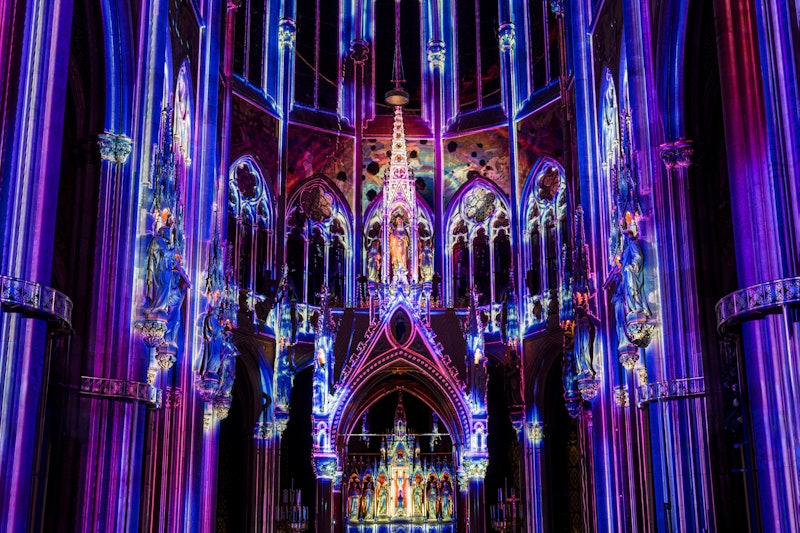 Votivkirche Wien: Light of Creation — Immersive Lichtshow | Online buchen