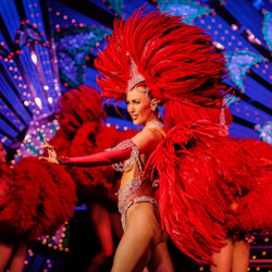 Moulin Rouge: Show + Dinner 3